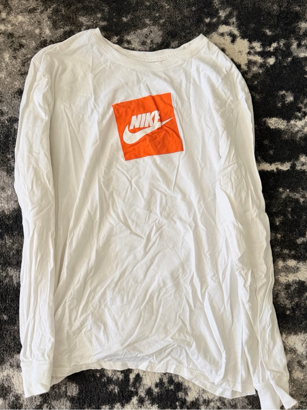Nike White & Orange Long Sleeve Graphic Tee – Size Large - Picture 1 of 2